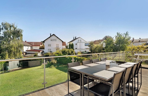 Renchen Apartamento | Apartamento vacacional "Wolf's Schwarzwald" con balcón y Wi-Fi