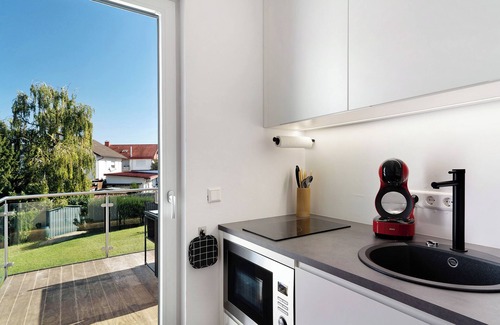 Renchen Apartamento | Apartamento vacacional "Wolf's Rheintal" con balcón y Wi-Fi