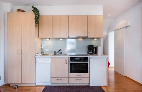 Kappel Apartamento | Apartamento vacacional 'Wutach' con vistas a la montaña, terraza comunitaria y Wi-Fi