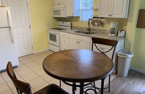 Rockport Casa | Holiday Beach - Quiet Country House, Oaks, WiFi
