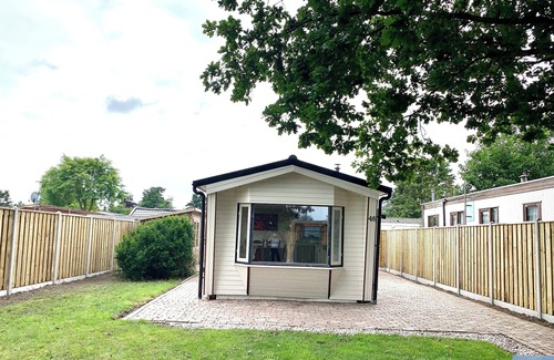 Municipality of Opmeer Chalet De Esquí | Holiday-Chalet Westenwind 4p. Amsterdam & Beach