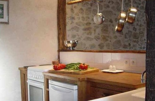 Lathus-Saint-Remy Cabaña | Holiday Cottage On Our Minifundiario