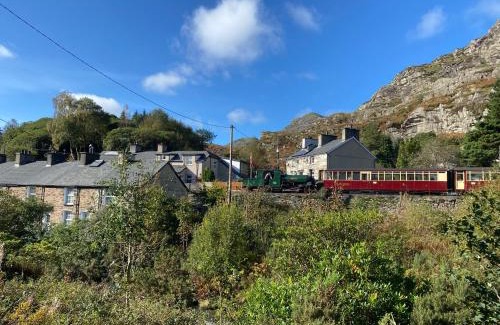 Tanygrisiau Casa | Holiday Cottage Barlwyd TANYGRISIAU SNOWDONIA WALES
