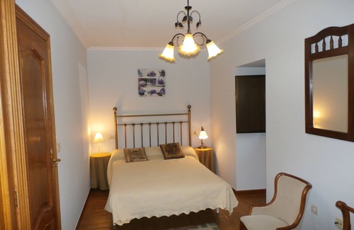 Boiro Casa | Casa rural vacacional,se alquila completa, cerca de la playa y la montaña.
