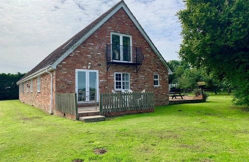 Louth Cabaña | 4 Star Plus recién terminado Holiday Cottage, Dormir 6, con piscina