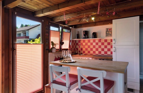 Bad Peterstal-Griesbach Apartamento | Apartamento vacacional 'Ferienwohnung Schwarzwald Engel' con terraza, balcón y Wi-Fi