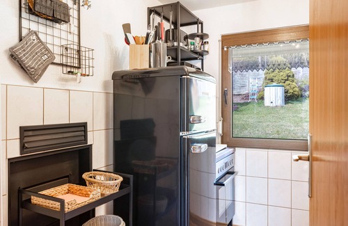 Suhl Casa | Casa de vacaciones 'Selma' con terraza privada, balcón y Wi-Fi