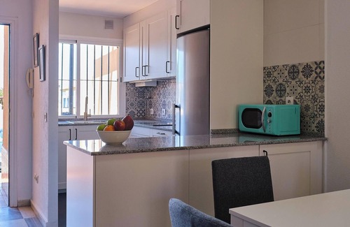 Poblado Sancti Petri Casa | Casa de vacaciones "Marisa" con piscina, jardín, terraza, balcón y Wi-Fi