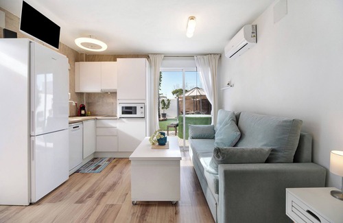 Los Gallos-Cerromolino Casa | Casa de vacaciones 'Limón Y Sal' con piscina privada, Wi-Fi y aire acondicionado