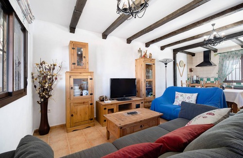 Los Franceses-la Vega Casa | Holiday Home 'Casa De Campo' with Private Pool, Wi-Fi and Air Conditioning