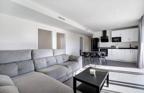 Chiclana de la Frontera Casa | Casa de vacaciones 'Villa Kalma' con piscina privada, terraza privada y Wi-Fi