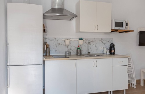 Los Gallos-Cerromolino Casa | Casa de vacaciones 'Melkart Loft Sancti Petri' con piscina privada, Wi-Fi y aire acondicionado