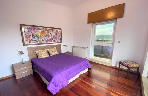 Santiago de Compostela Apartamento | Holiday apartment Santiago de Compostela for 1 - 6 persons with 3 bedrooms - Holiday apartment in on