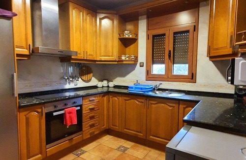 La Torre de Claramunt Cabaña | Casa vacacional (alquiler íntegro) Raco de Lis para 10 personas
