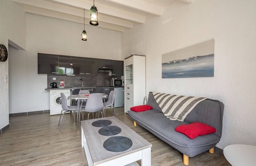 Le Grand-Village-Plage Casa | Casa de vacaciones "Pied à Terre" con terraza privada