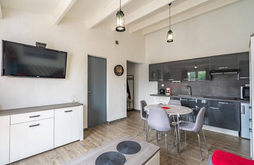 Le Grand-Village-Plage Casa | Casa de vacaciones "Pied à Terre" con terraza privada