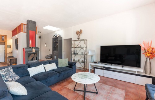 Saint-Laurent-de-Neste Casa | Casa de vacaciones 'Maison Zoé' con piscina privada, terraza privada y Wi-Fi