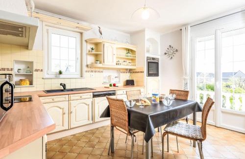 Saint-Pere Casa | Holiday Home Martin by Interhome