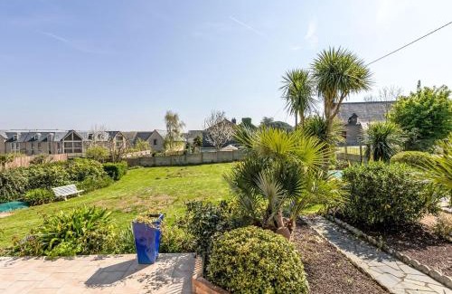 Saint-Pere Casa | Holiday Home Martin by Interhome