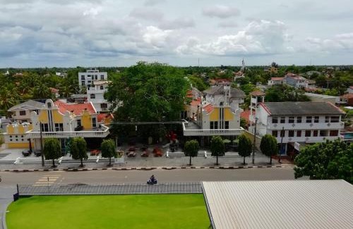 Kudapaduwa Cama Y Desayuno | Holiday Guest Inn