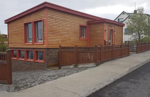 Stykkisholmur Casa | Holiday Guesthouse
