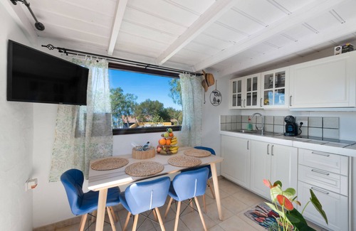 Los Llanos de Aridane Apartamento | Casa de vacaciones 'Las Perseidas' con vistas a la montaña, Wi-Fi y aire acondicionado