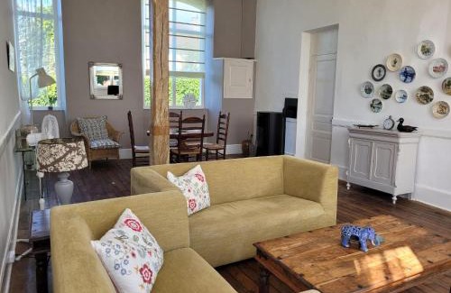 Neuvic-Entier Casa | Holiday Home in Limousin near Forest