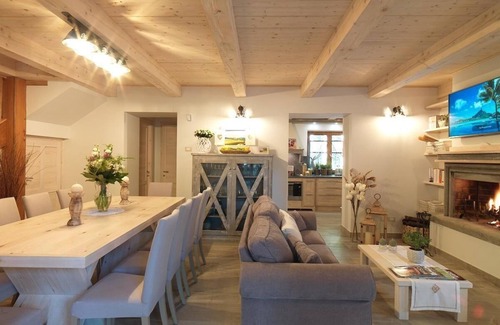 Abbadia San Salvatore Casa | Casa de vacaciones Abbadia San Salvatore para 1 - 10 personas con 5 dormitorios - Alojamiento de alt
