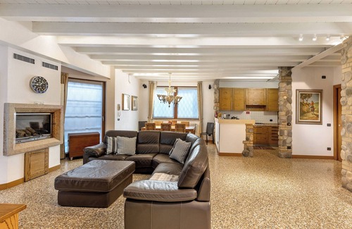 Colà Di Lazise Casa | Casa de vacaciones 'Villa Garda Lake' con jardín privado, Wi-Fi y aire acondicionado