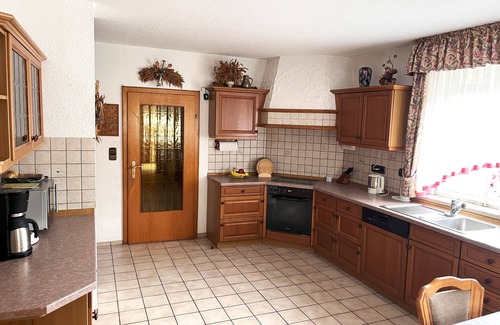 Ebersdorf bei Coburg Casa | Casa de vacaciones 'Idyllische Bauernhof' con terraza compartida, jardín privado y Wi-Fi