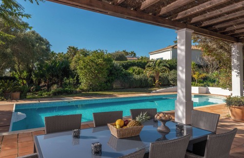 Benalup-Casas Vieja Casa | Casa de vacaciones 'Dalia' con piscina privada, Wi-Fi y aire acondicionado