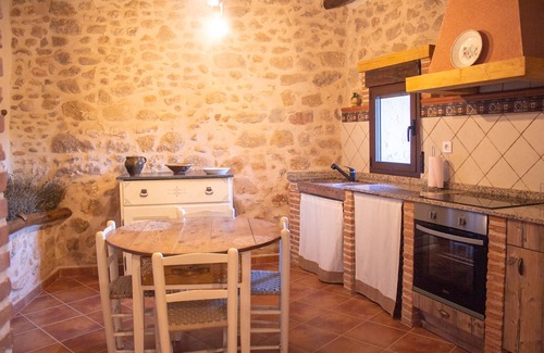 La Mata de los Olmos Casa | Holiday Home 'El Morral' with Balcony