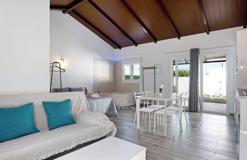 San Ambrosio Casa | Casa de vacaciones 'La Teja 3' con piscina privada, Wi-Fi y aire acondicionado