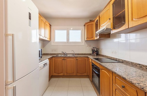 Vilanova I la Geltru Casa | Casa de vacaciones 'Villa Lilia' con vistas al mar, piscina privada y Wi-Fi