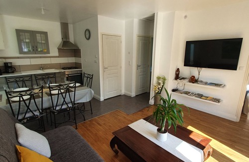 Saint-Ouen-de-Mimbre Casa | casa de vacaciones sin vecinos y a 5 minutos del centro de fresnay