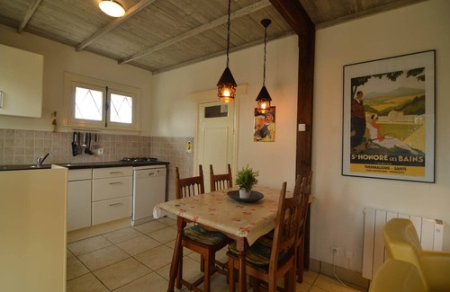 Saint-Honore-les-Bains Casa | Casa de vacaciones con terraza