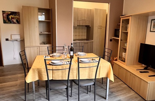 Peschiera del Garda Apartamento | Meda Girasole Holiday Home