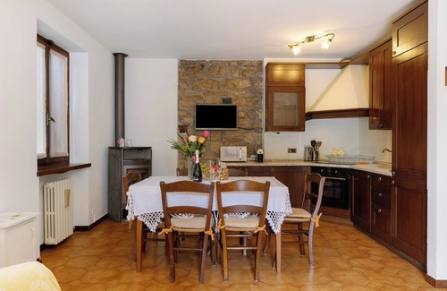San Zeno di Montagna Casa | Casa de vacaciones 'Villetta Singola' con vistas al lago, terraza privada y Wi-Fi