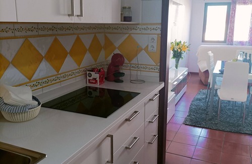 Vila Nova de Foz Coa Casa | Casa de vacaciones 'Valley T2 Duplex' con vistas a la montaña, Wi-Fi y aire acondicionado