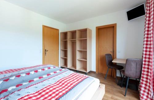 Hopfgarten im Brixental Casa | Holiday Home Brixen Valley Ski Bus Access