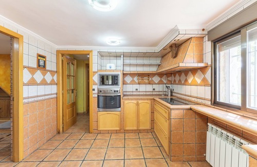 Fuentiduena de Tajo Casa | Casa de vacaciones 'Los Almendros' con piscina privada, Wi-Fi y aire acondicionado