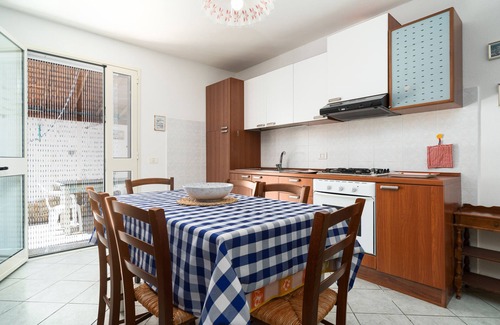 San Giovanni Casa | Casa de vacaciones 'Casa Vacanza San Giovanni Posada' con terraza privada
