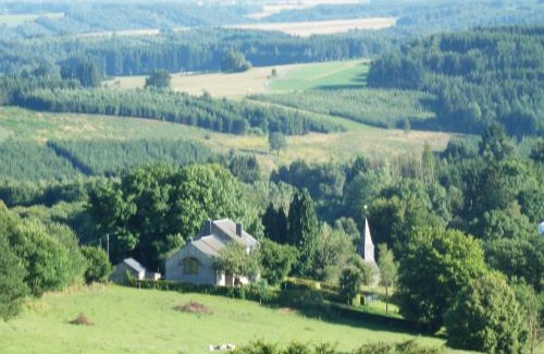 Mousny Casa | Holiday Home A Pas de Loup