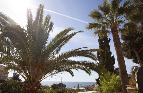 Benajarafe Casa | Holiday home a few steps to the beach. See view