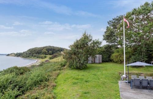 Ebeltoft Casa | Holiday Home Alfhild - 30m from the sea by Interhome
