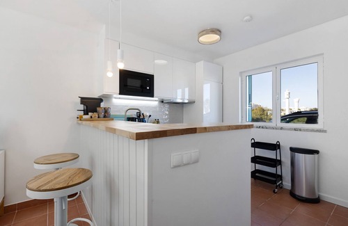 Prainha Casa | Casa de vacaciones "Alvor Prainha Beach House" con piscina, Wi-Fi, terraza y jardín