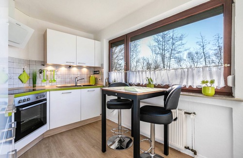 Offenbuttel Casa | Casa de vacaciones 'Am Nord-Ostsee-Kanal' con vistas al lago, terraza compartida y Wi-Fi