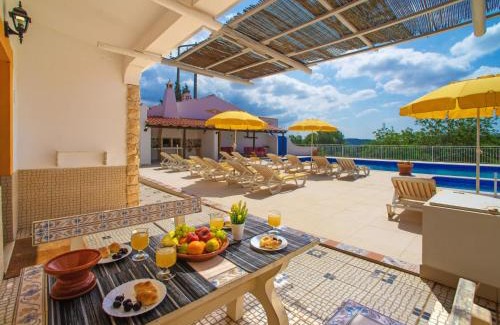 Mem Moniz Casa | Holiday Home Ana by Interhome