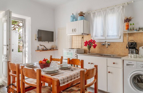Isterni Casa | Casa de vacaciones 'Anastasia's house Ysterni' con jardín compartido y Wi-Fi