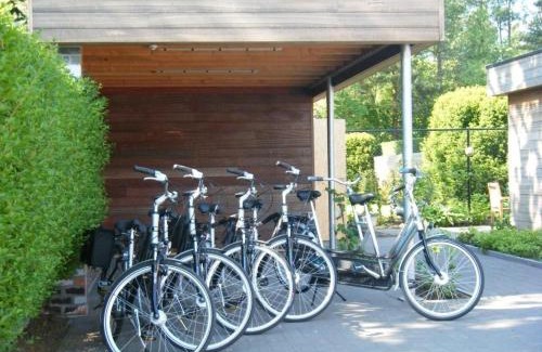 Wachtebeke Casa | Holiday Home and Office Domisi'l